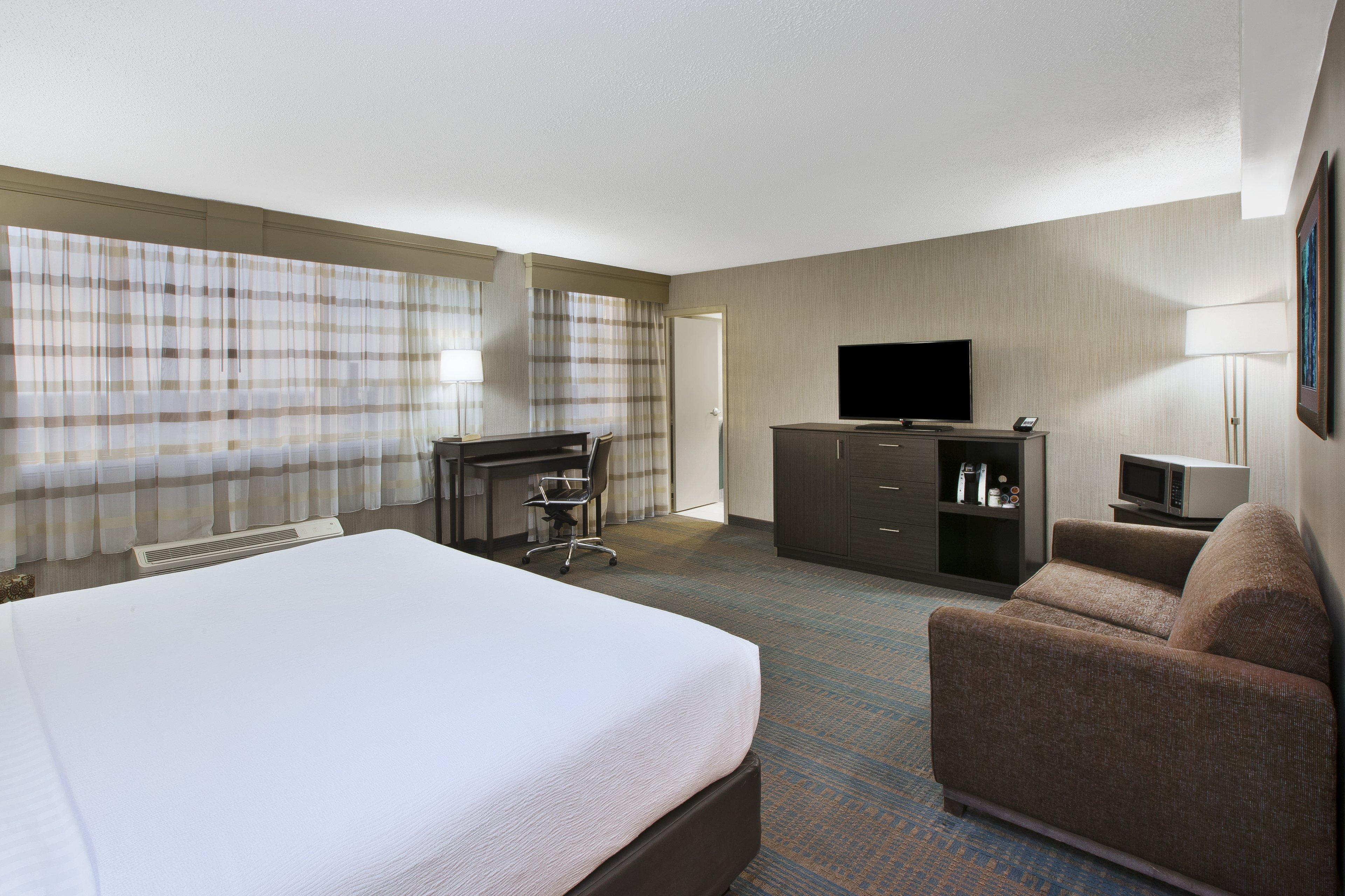 Holiday Inn Columbus Dwtn-Capitol Square By Ihg Bagian luar foto