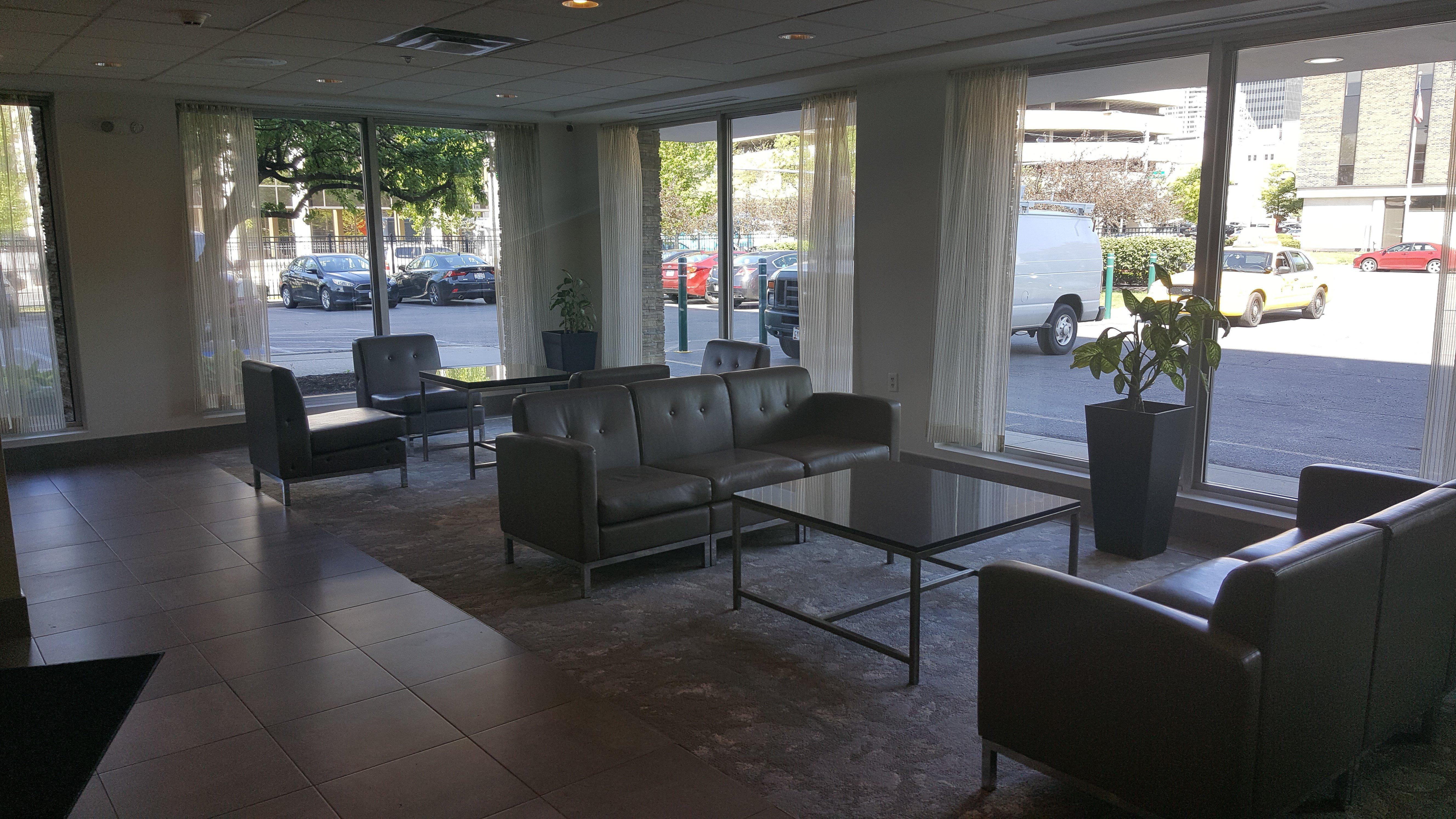 Holiday Inn Columbus Dwtn-Capitol Square By Ihg Bagian luar foto